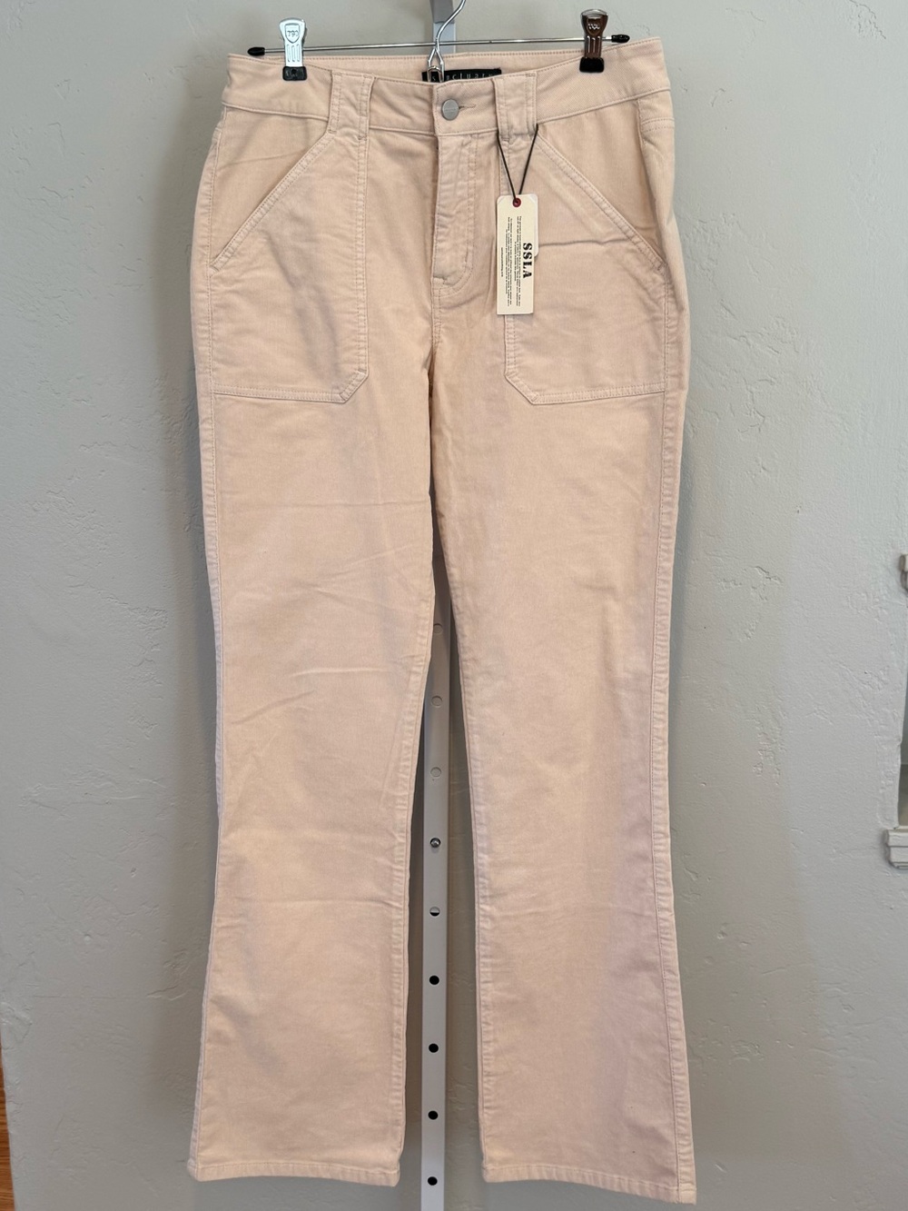 Corduroy Wide-Leg Pants in Beige - Picture 2 of 4